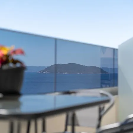 Aeli Vista 아파트 *