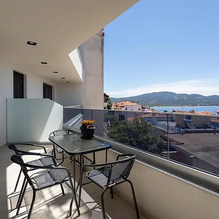 Aeli Vista 네오스마르마라스