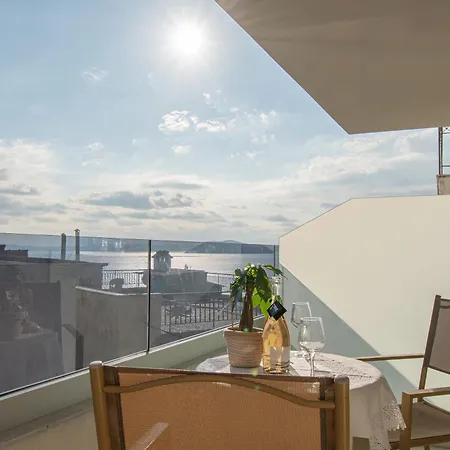 Aeli Vista 네오스마르마라스