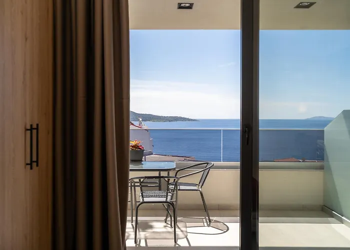 Aeli Vista * Neos Marmaras